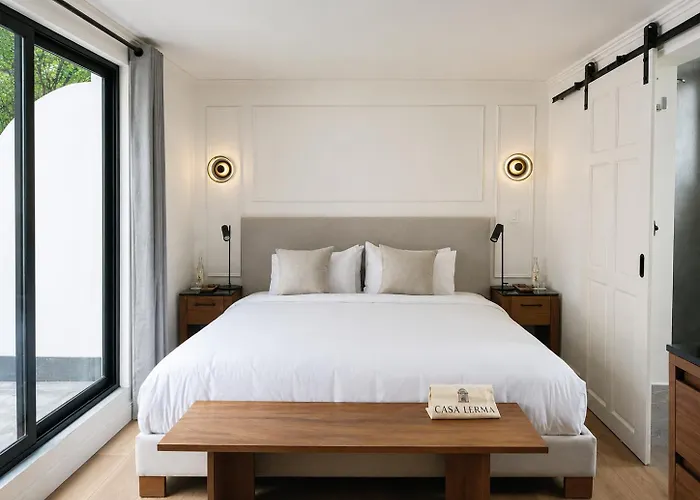 Séjour chez l'habitant Casa Lerma *
